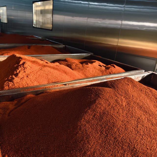 Premium Smoked Paprika Powder, 140 ASTA, 25kg Kraft Bags, HS Code 090422 - Image 4