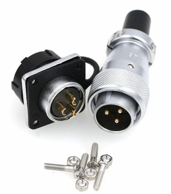 25 AMP 3 PIN  INDUSTRIAL PLUG MCB Protected Yes Current Rating 25A IP Rating IP65/IP67 Interlock Facility Yes Country of Origin Made in - Image 5