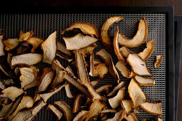 Natural Dried Mushrooms Selected For Excellent Flavor And Texture Perfect For Restaurants Home Kitchens Foodservice - Image 2