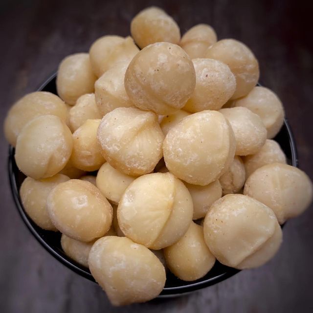Selected Macadamia Nuts With High Purity Standards And Excellent Fresh Condition For Bulk Food Distribution - Image 4