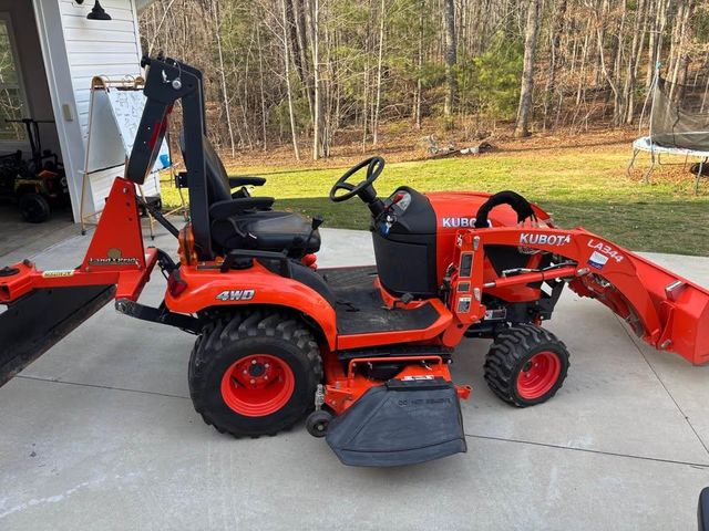 Kubota BX2680 Wheel Tractor with Mower and Front Loader 25/30/50 HP Engine and Gear Core Components - Image 4