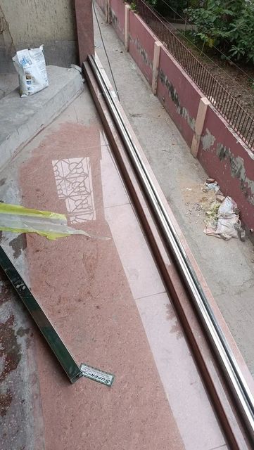 Balcony Glass Railing, Material: Mild Steel Color Silver Height 3 Feet Position Stairs I Deal In New Only Glass Color - Image 2
