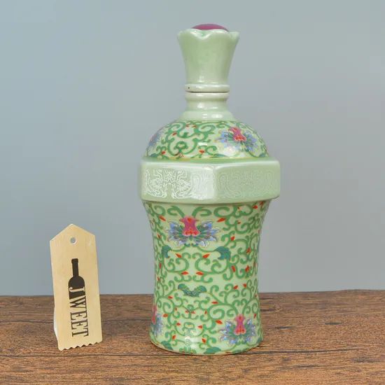 Custom Tower Shape Porcelain Bottle Premium Design Spirits Bottle - Image 2
