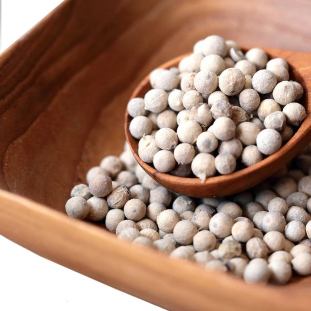 Selected Farm Fresh White Pepper Whole Spice For Food Production And International Ingredient Supply White Pepper Strong Natural Aroma - Image 2