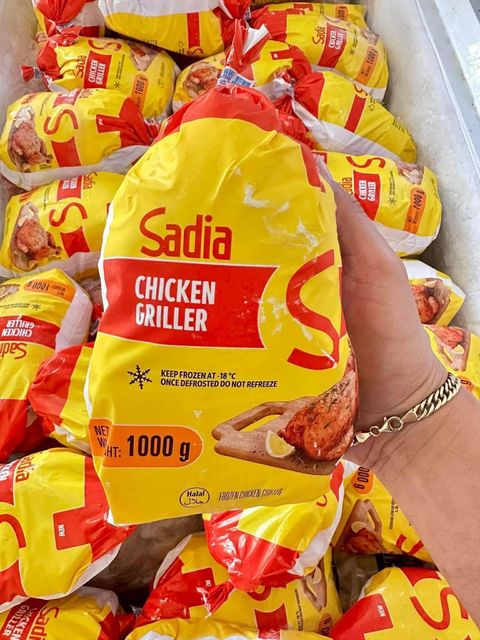 Healthy Fresh Frozen Halal Brazil Chicken 1000g,1100g Whole Chicken Perfect For Grilling And Roasting For Sale - Image 1
