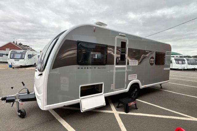 Premium Bailey Phoenix Black 640 Luxury Touring Caravan Spacious Interior Modern Design Excellent Value Ready For Advent - Image 2