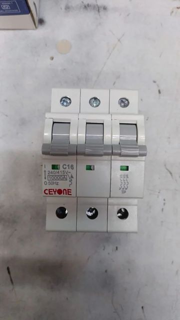 16A Ceyone MCB Brand Ceyone Frequency 50 Hz No.of Poles 3 Pole Rated current 16 A Curve Type C Curve Current Range 6a To - Image 3