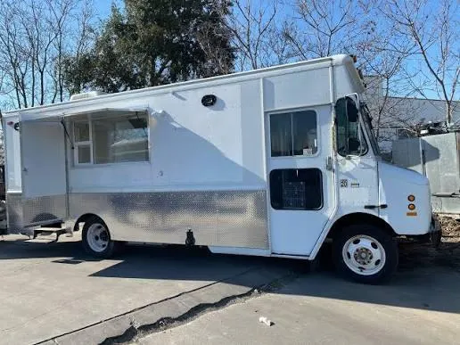 Affordable Mobile Food Truck Customized low price high performance fast delivery Mobile Food Truck for Export Worldwide - Image 2
