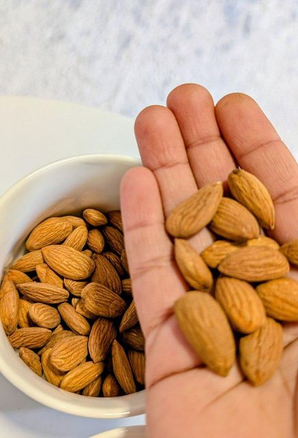 Almonds - Image 2