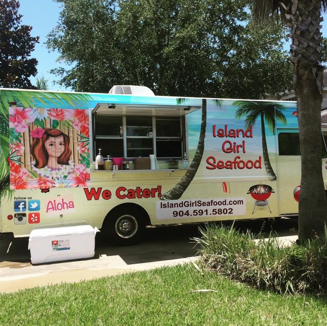 Custom Built Seafood Food Truck With Professional Cooking Equipment Mobile Restaurant For Fish And Shellfish Food  - Image 4