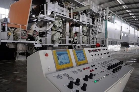 Factory Equipment Corrugated Fluting Kraft Production Line Making Paper Machine - Image 2