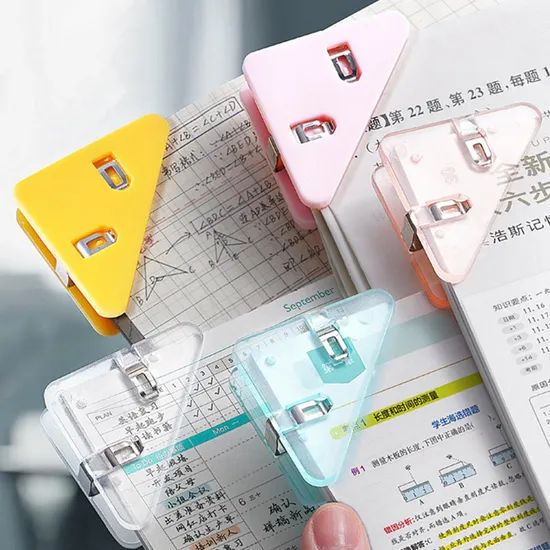 Corner Paper Clips, Plastic Paper Corner Clips, Cute Books Triangle Binder Clips, for Office Staff Student Teacher Prevent Book Corner Curling - Image 5