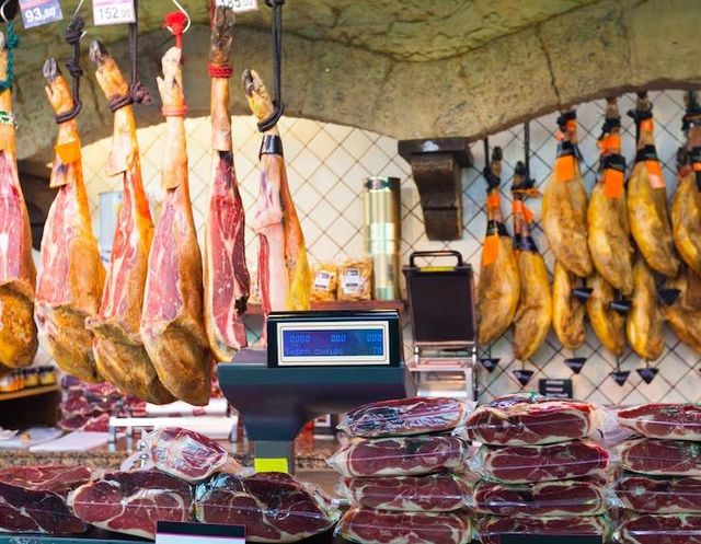 Premium Halal Mutton & Beef Cuts – Fresh & Frozen Technique Halal Type Mutton / Beef Storage Type -18°C or below Grade A Grade – Export - Image 4