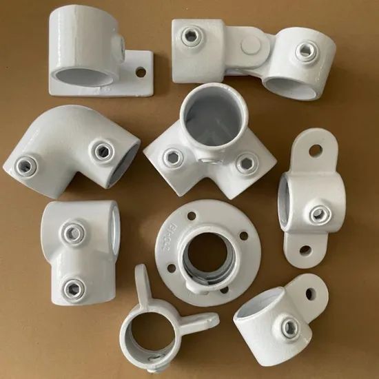 Pipe Connector Malleable Iron Railing Structural Short Tee Pipe Clamps - Image 1