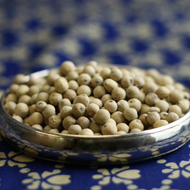 Selected Farm Fresh White Pepper Whole Spice For Food Production And International Ingredient Supply White Pepper Strong Natural Aroma - Image 3