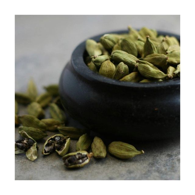 Buy green cardamom at factory rates premium spice perfect for wholesale purchase - Image 3