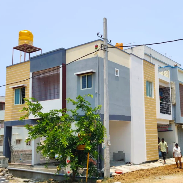 Bungalow Building Construction Service Roof Style Sloped Delivery Time 7-30 Days Construction Mode Onsite Veranda Presence - Image 2