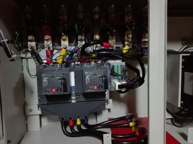 Automatic Transfer Switch, Three Phase Phase Three Phase Number of Poles Required Switch Control Type Automatic Country of Origin Made in - Image 1
