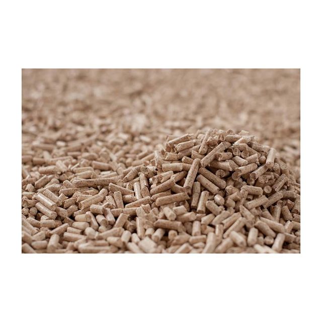 Premium industrial wood pellets supplied in bulk for biomass energy and heating - Image 3