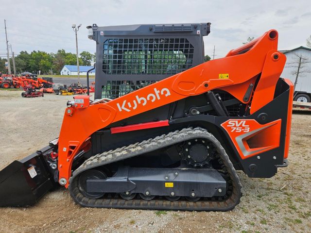 Kubota SVL75-3 Crawler Skid Steer Loader – Compact, Powerful, and Versatile Construction Equipment for Excavation, Loading, and Landscaping - Image 2