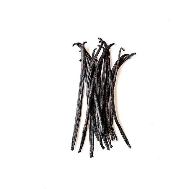 Vanilla Beans Whole Pods Carefully Selected Fresh Natural Beans Rich In Flavor - Image 1