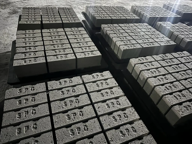 Fly Ash Bricks Finish Smooth Strength Superior Durability Durable Size 9 × 4.5 × 3 Inches Material Fly Ash And Cement Eco Friendliness - Image 7