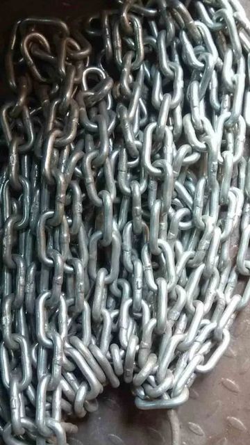 Silver 15mm MS Ship Chain Width 15mm Material MS Color Silver Hardness 90HRC Usage/Application For Ship Surface Finish Powder - Image 1