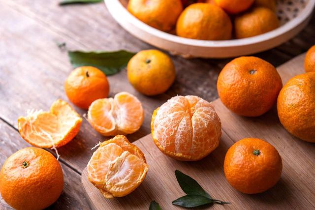 Premium Fresh Mandarin Oranges Sweet Juicy Natural Farm Grown Citrus Fruit High Quality Healthy Snack Rich Flavor - Image 4