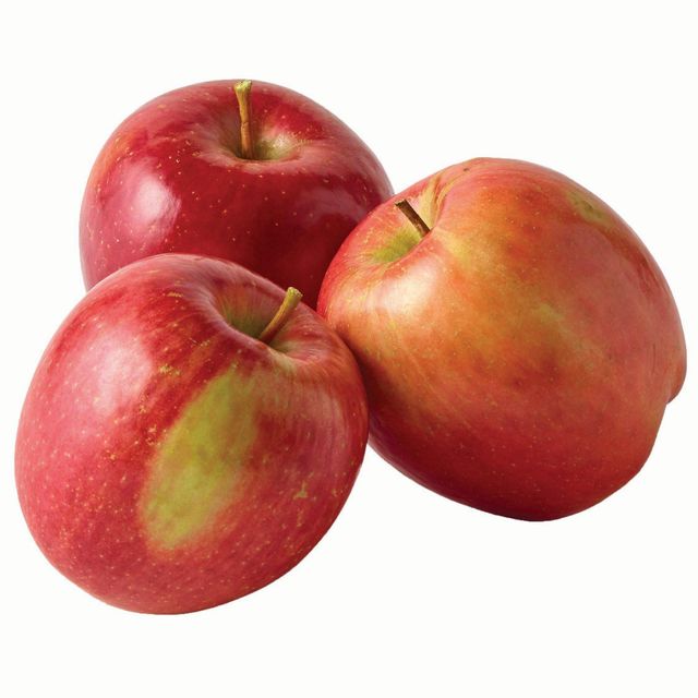 Fresh Red Delicious Apple Naturally Sweet Crisp Texture For International Fruit Importers And Bulk Food Suppliers - Image 3