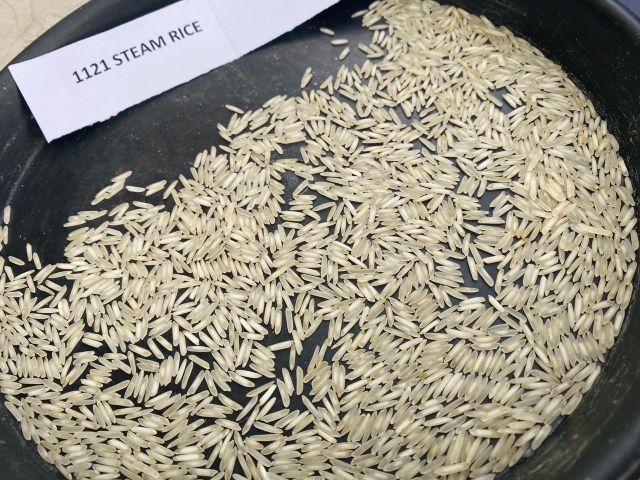 1121 rice Parboiled Pakistani premium Rice, 1121 Steamed, 1121 LONG GRAIN, Broken. - Image 1
