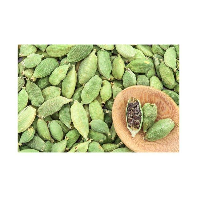 buy premium green elaichi cardamom pods online fresh spice for chai tea desserts sweets baking and traditional cooking recipesbuy best green cardamom elaichi pods online premium spice for tea desserts cooking and herbal uses with authentic taste and freshness - Image 2