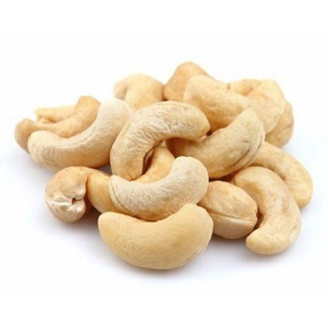 Best Quality Raw Cashew Nuts W320 All Sizes W180 W240 W320 W450 Low Price Variety Kernel Nuts Bulk Pack 12 Months Shelf Life - Image 3