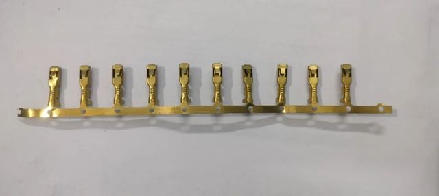 Positive 3.2M Series Terminals Color Golden Material Brass Coating Natural Packaging Type Packet Surface Treatment - Image 3