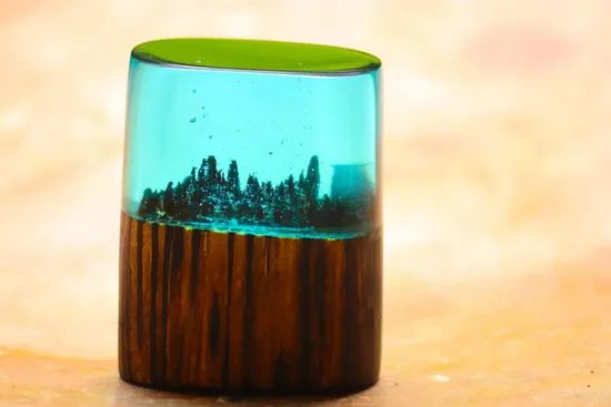 Epoxy Resin Solid Color Pigments in Liquid - Image 4