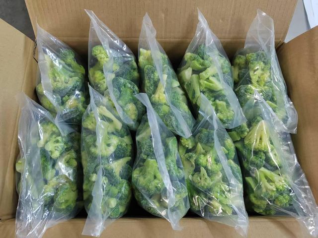 wholesale Frozen broccoli/ IQF broccoli frozen green vegetables expoort guohai foods factory price - Image 3