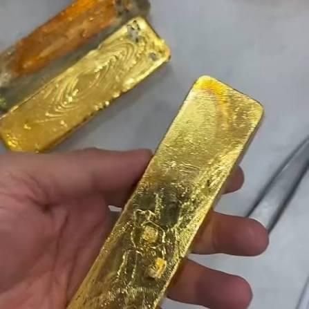 Gold Dory Bars & Gold Nuggets Carats 23 Purity 97.5% Commission $3000usd/kg Inspection Available Yes Available Quantity - Image 3