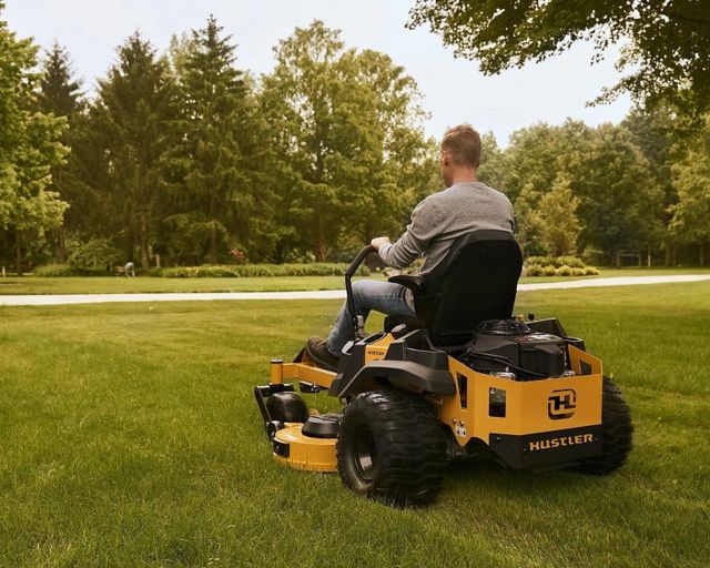 Wholesale Price Hustler Turf Tractors And Mower With Advanced Cutting Deck And Comfortable Riding Experience - Image 5