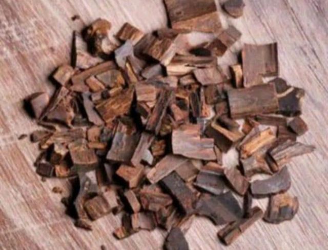 Agarwood Oil Quality Grade Best Quality & Grade Processing Method Processed In Factory Purity 100% Pure Natural Raw Materials, 0% Chemical Additives, And 0% Artificial - Image 4
