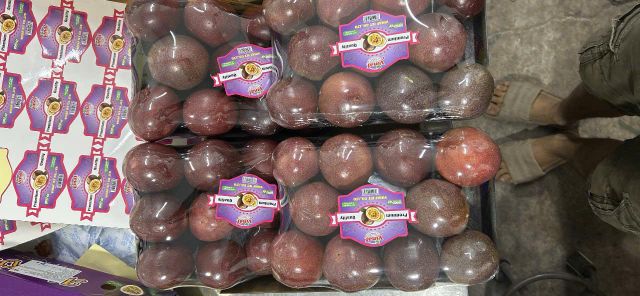 Fresh Mango, passion fruits, red chilli, longan, dragon, wax apple, jackfruit meat, coconut, pomelo,... - Image 1