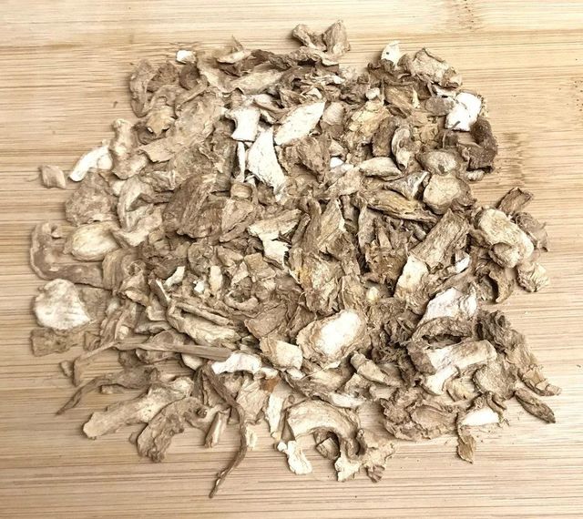 Finest Dried Ginger Pieces For Kitchen Use Herbal Tea Recipes Natural Seasoning Food Processing And Commercial - Image 2