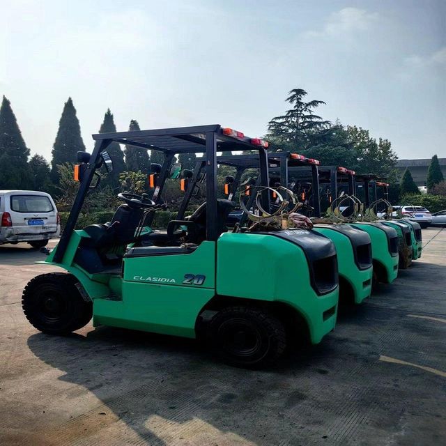 Best Quality Affordable Forklift Truck with AC Heater diesel Power Building Engine for Sale Cheap Sale Forklift Electric - Image 3