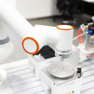 Fr10 High Cost-Effective Collaborative Welding Robots 6 Axis Pick&Place Photography - Image 6