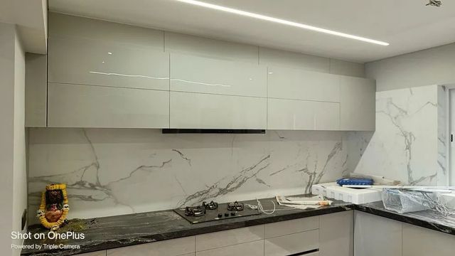 Modular Kitchen Designing Colour White Material Wooden Warranty 5 Years Appearance Modern Finish Type - Image 3