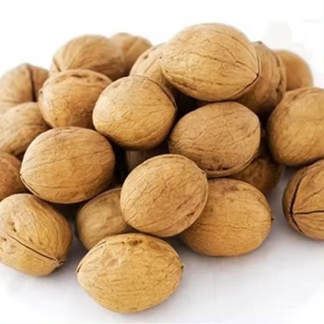 pecan nuts Natural Walnut Kernels Nuts Walnut Export Price Type Walnut Style Dried Ingredients 0 Size 24mm-36mm Grade Top - Image 2