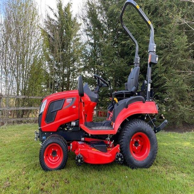 Buy this KIOTI MINI MOWER TRACTOR with 4WD and a 3 cylinder diesel engine plus twin pedal hydrostatic drive - Image 3