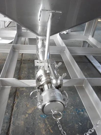 Customized SS304 IBC Container Liquid Storage Tank for Beverage - Image 4