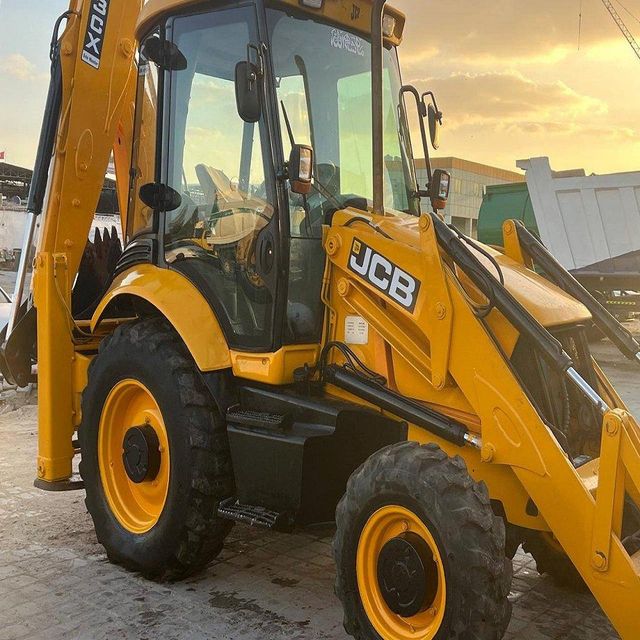 New JCB 3CX Backhoe Loader with 0.95m³ Bucket for Industrial Zone Competitive Price Engine Motor Gearbox Pump As Core Co - Image 2
