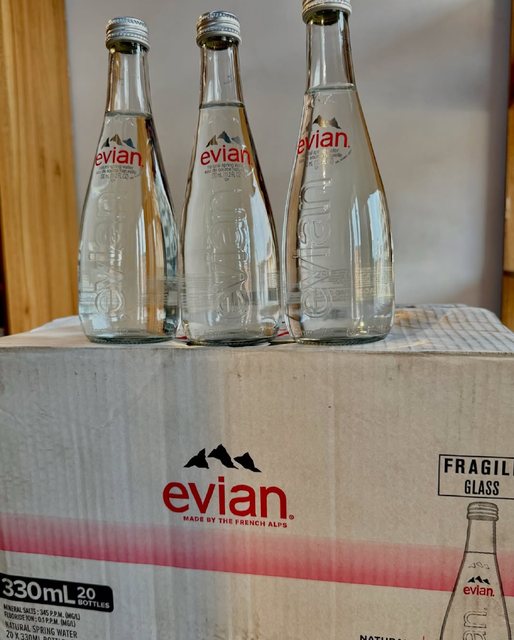 PREMIUM HYDRATION WITH EVIAN NATURAL MINERAL WATER 330ml, 500ml & 1L FRENCH ALPS REFRESHING EVIAN DRINKING WATER SALE - Image 1