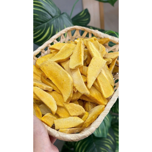 Kylie - 100% Natural Freeze Dried Semi-Soft Mango Sweet Delicious Fruit Snack No Preservatives Wholesale Bulk Supply - Image 2