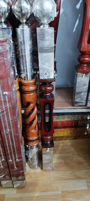 Wooden Railing Pillars Size 3 INCH Material Wood Color ALL COLOUR Finishing POLISHED Period 21ST CENTURY Shape ROUND AND - Image 1